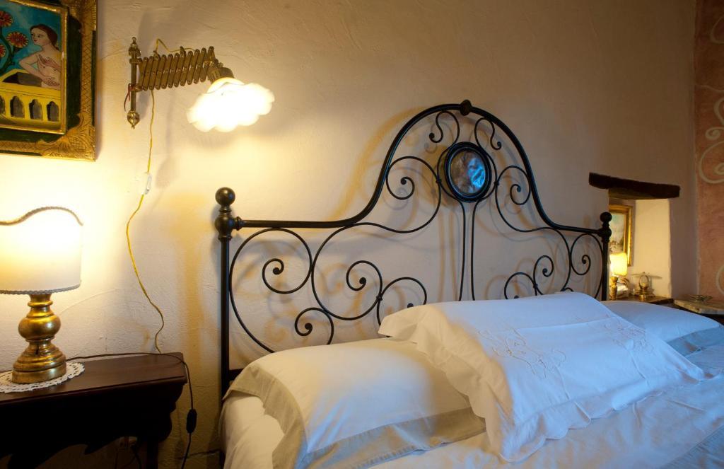 Locanda Ilune Pitigliano Habitación foto