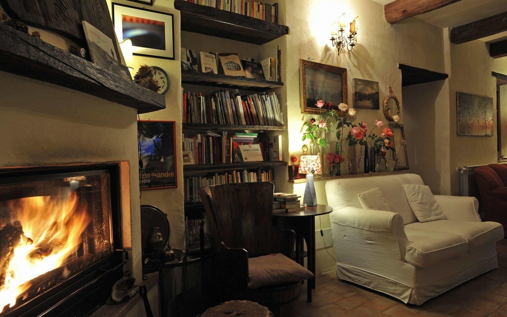Locanda Ilune Pitigliano Exterior foto